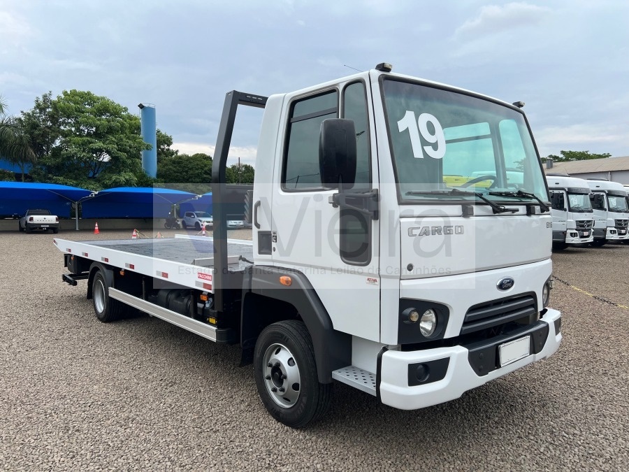 Ford Cargo 816 4X2 19//19