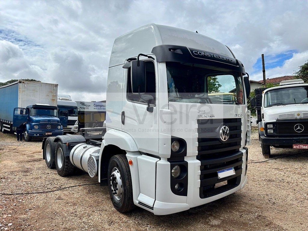 Volkswagen Constellation 25.370 4x2 10/10