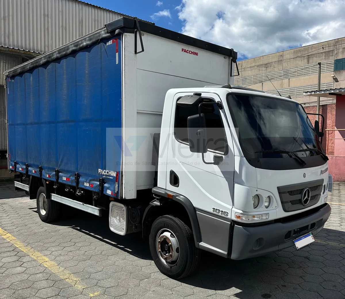 Mercedes-Benz Accelo 1016 4x2 18/18