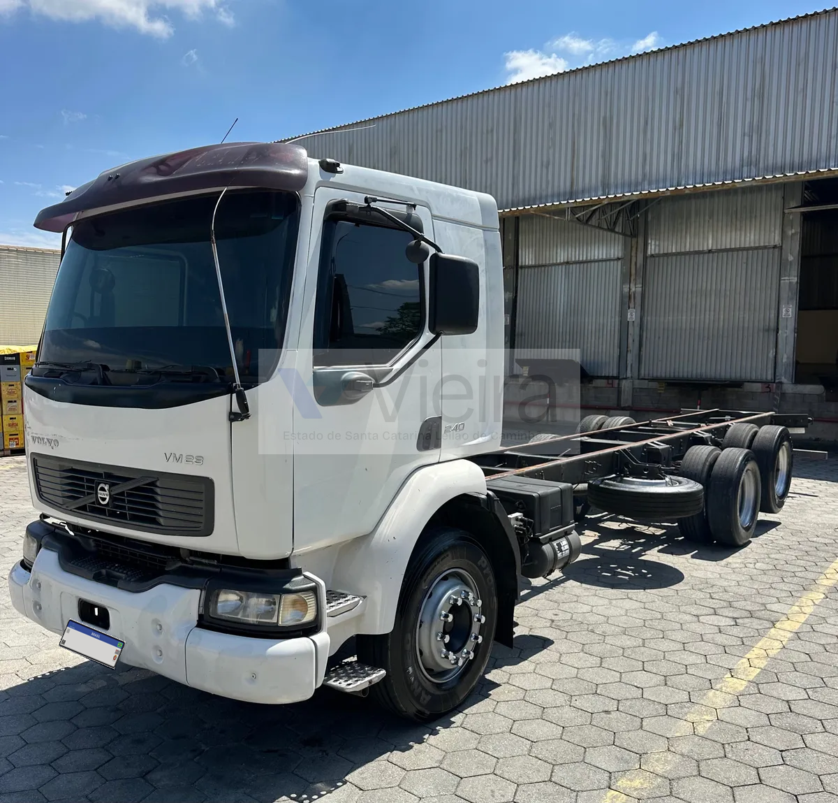Volvo VM 23-240 Truck 6x2 05/05