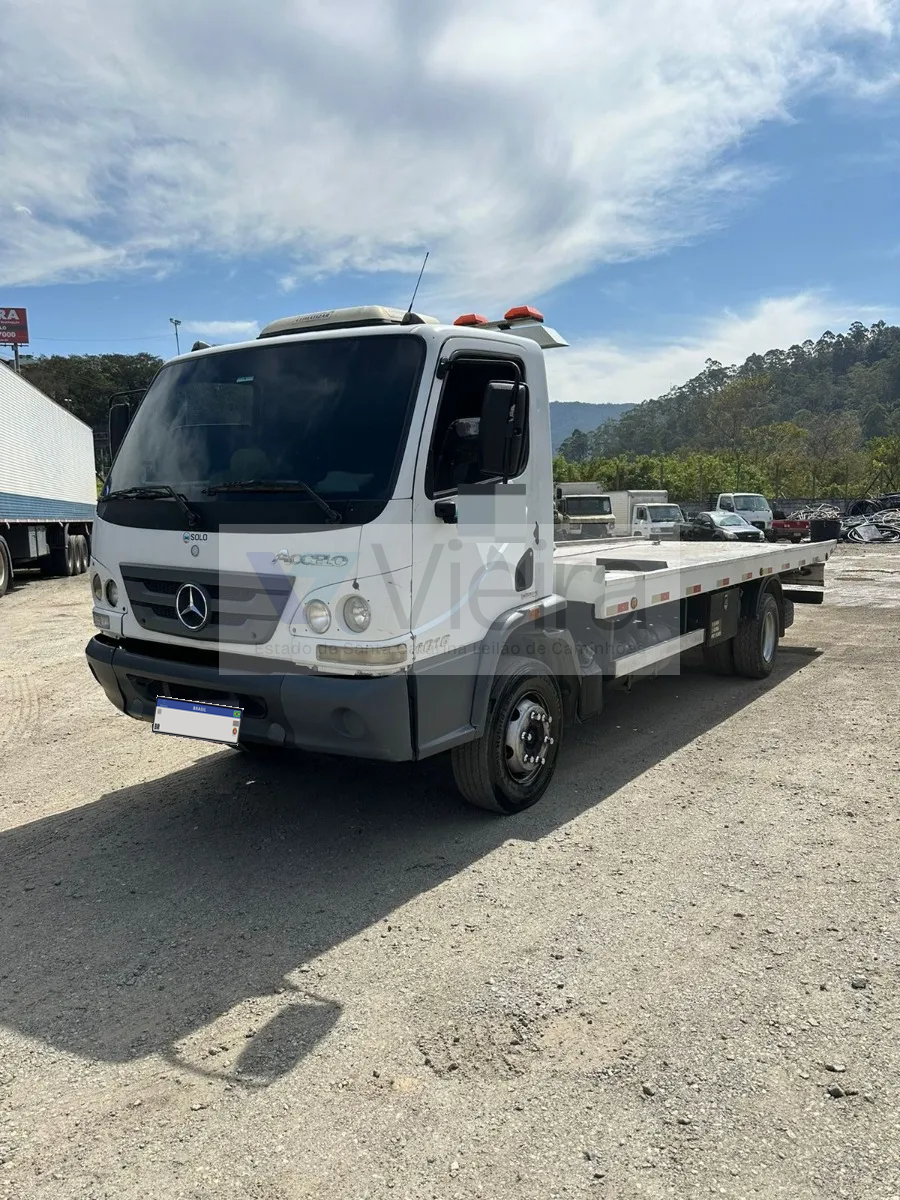 Mercedes-Benz Accelo 1016 14/14
