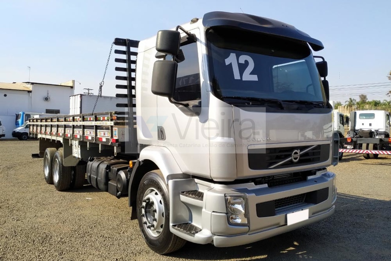 VOLVO VM270 6x2 12/12
