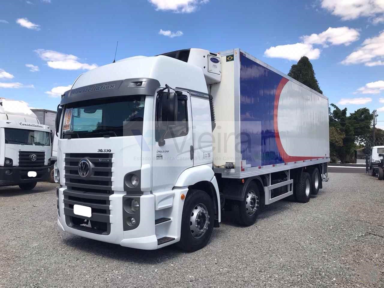 VOLKSWAGEN 30330 8x2 18/19