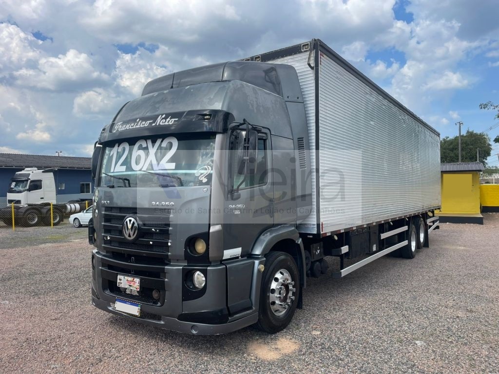 Volkswagen VW 24-250 6X2 12/12
