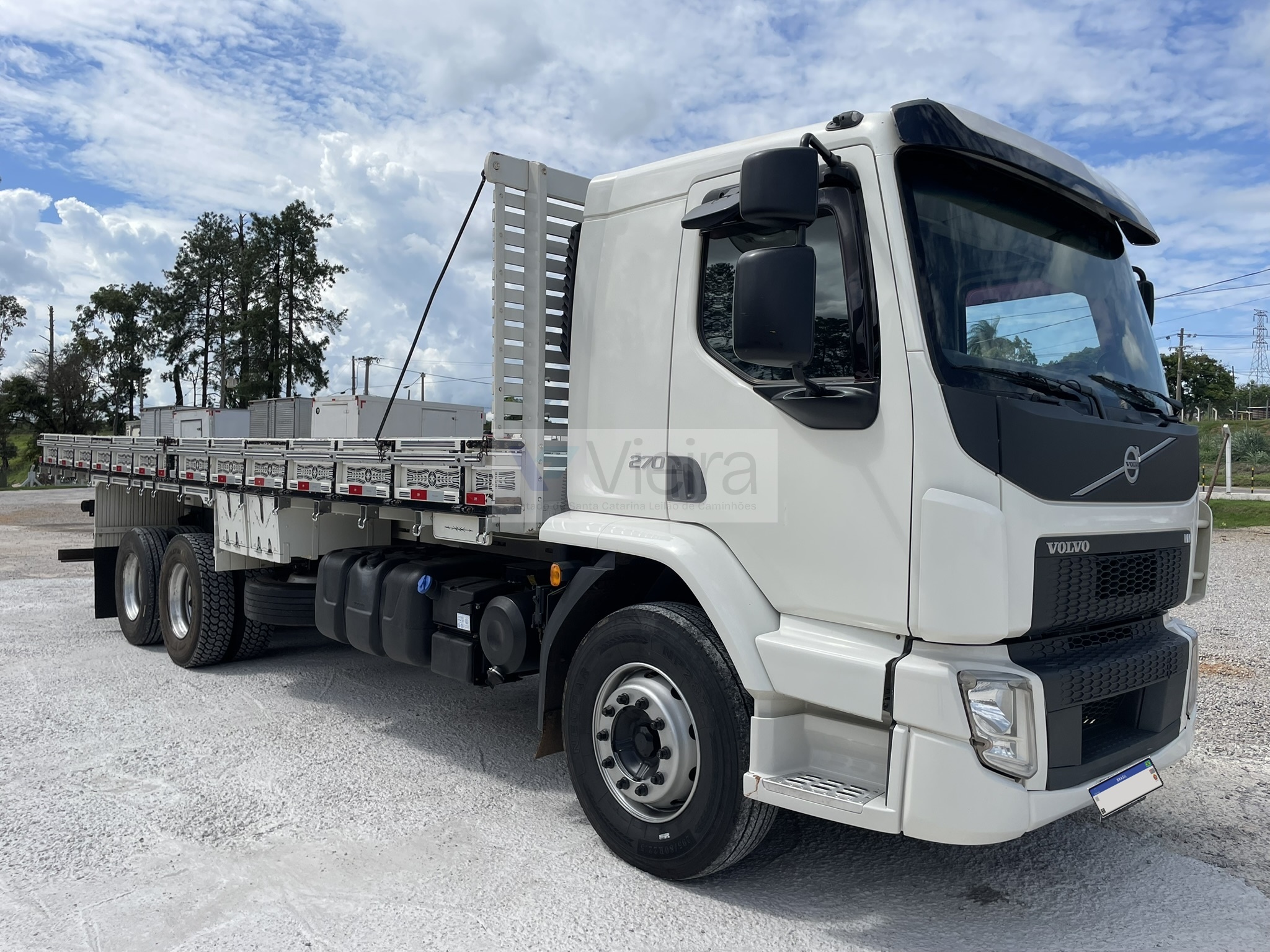 Volvo Truck Carroceria 6x2 – 2020