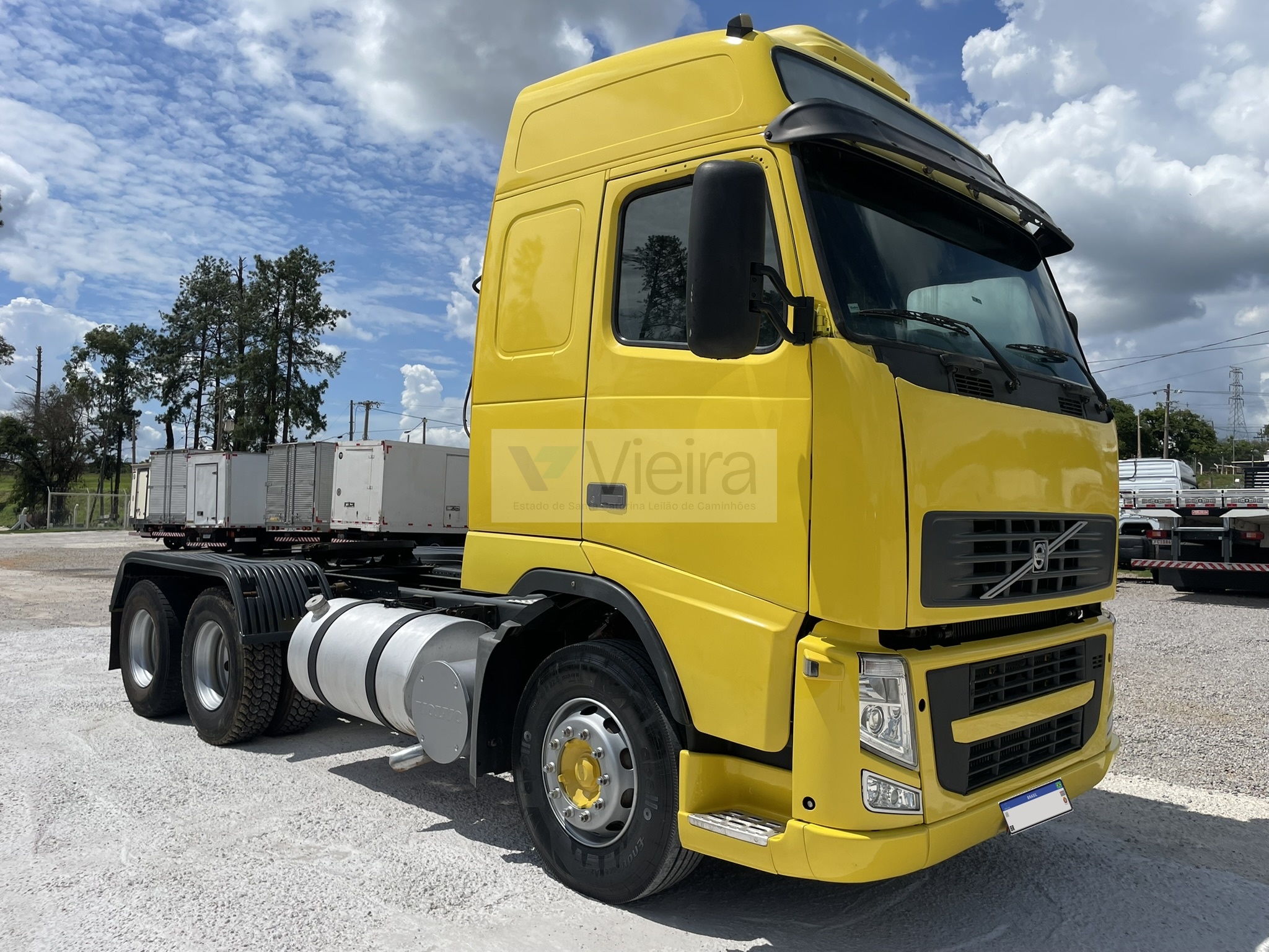 Volvo Cavalo Mecânico 6X2 06/06