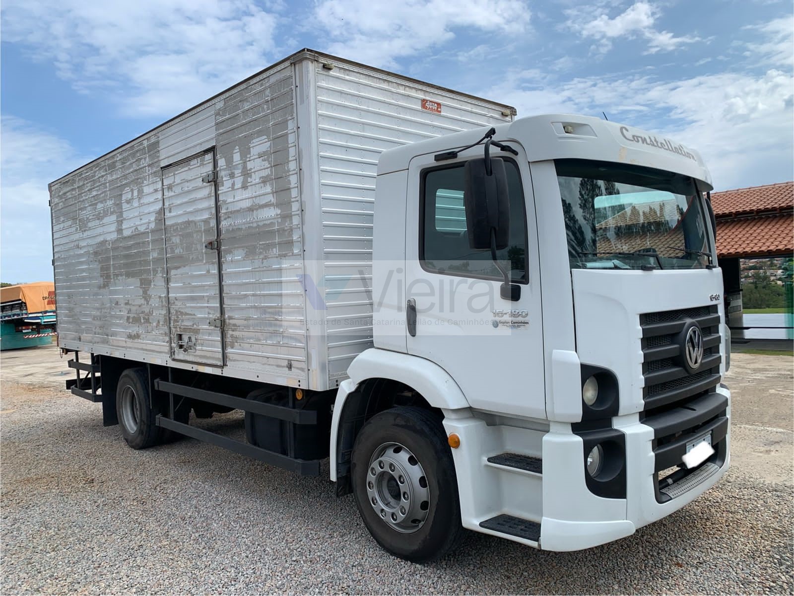Volkswagen 15-180 4X2 11/11